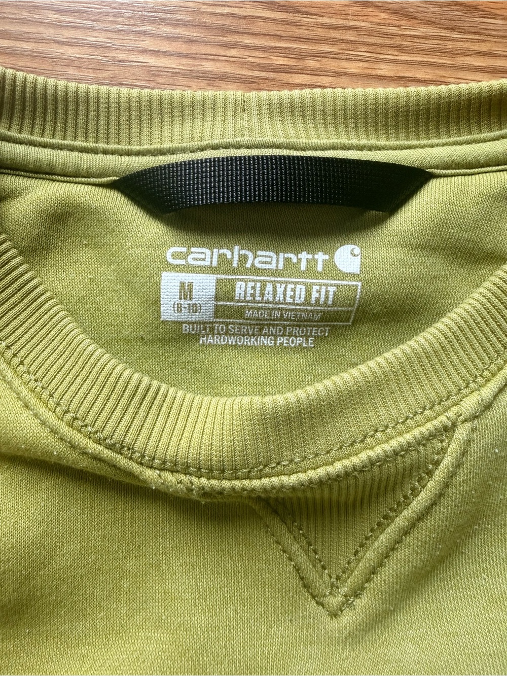 Carhartt Women’s Medium Basil Green Logo Sleeve Crewneck Sweatshirt 104410 - Picture 2 of 3